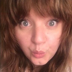 Meet your Posher, Alicia